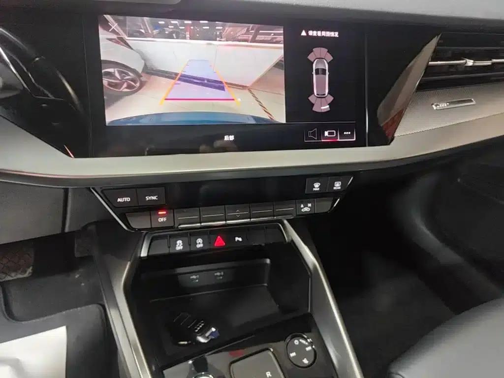 Audi A3 2021 Sportback 35 TFSI Fashion Sport — миниатюра 13
