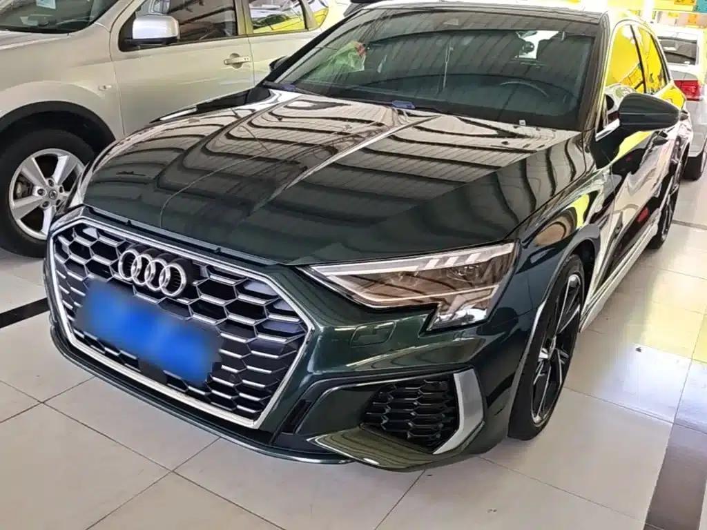 Audi A3 2021 Sportback 35 TFSI Fashion Sport — миниатюра 2