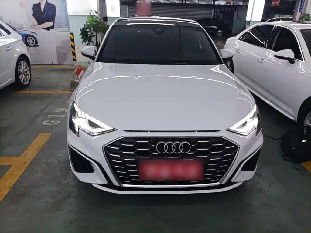 2022 Audi A3 A3L Limousine 35 TFSI Fashion Sport — миниатюра 3