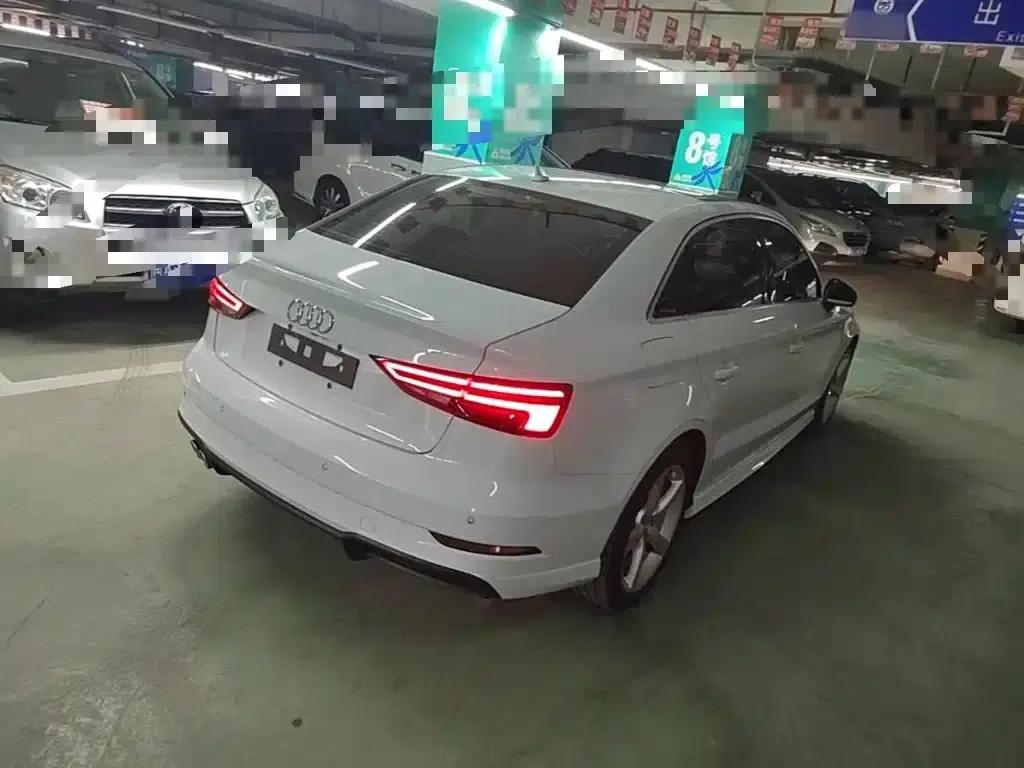 Audi A3 2018 30th Anniversary Edition Limousine 35 TFSI Fashion Model — миниатюра 7