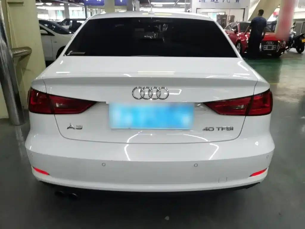 Audi A3 2015 Limousine 40 TFSI Automatic Comfort — миниатюра 6