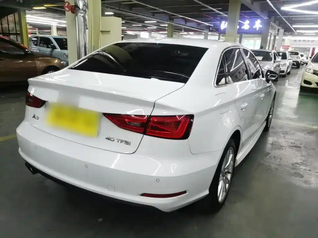 Audi A3 2015 Limousine 40 TFSI Automatic Comfort — миниатюра 7