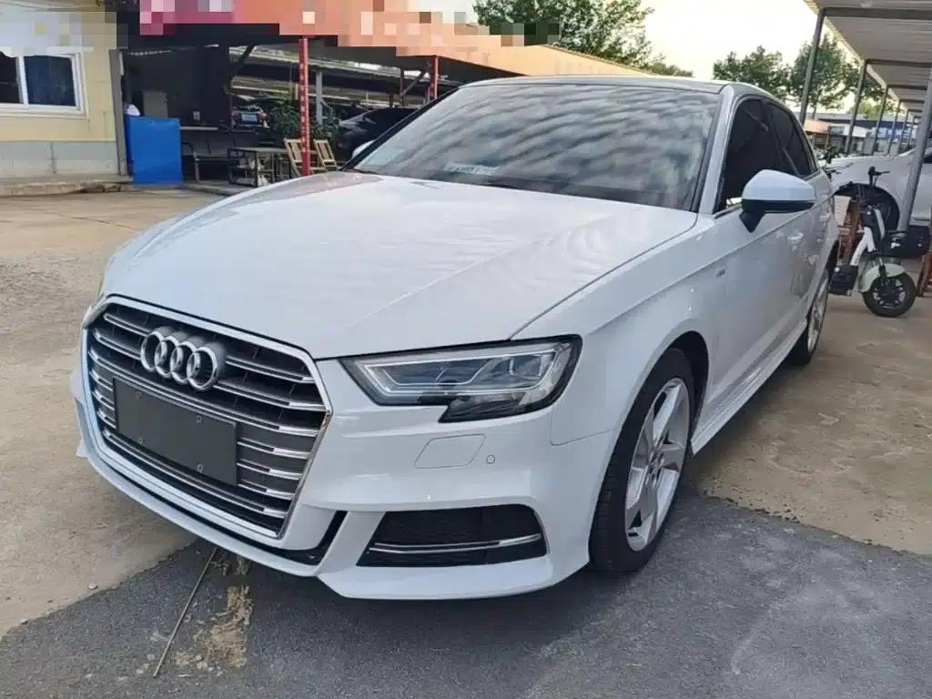Audi A3 2020 Sportback 35 TFSI Fashion Edition (National V Emission Standard) — миниатюра 1