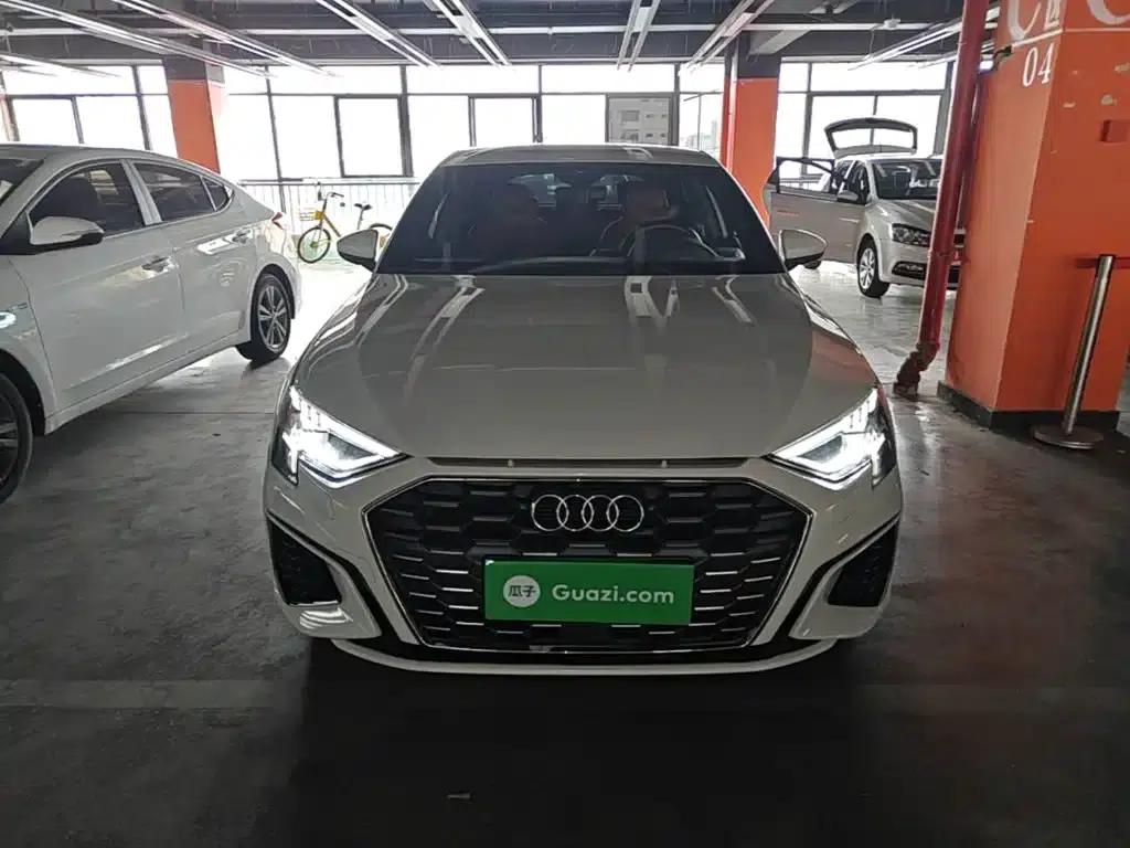 Audi A3 2021 Sportback 35 TFSI Progressive Sport — миниатюра 3