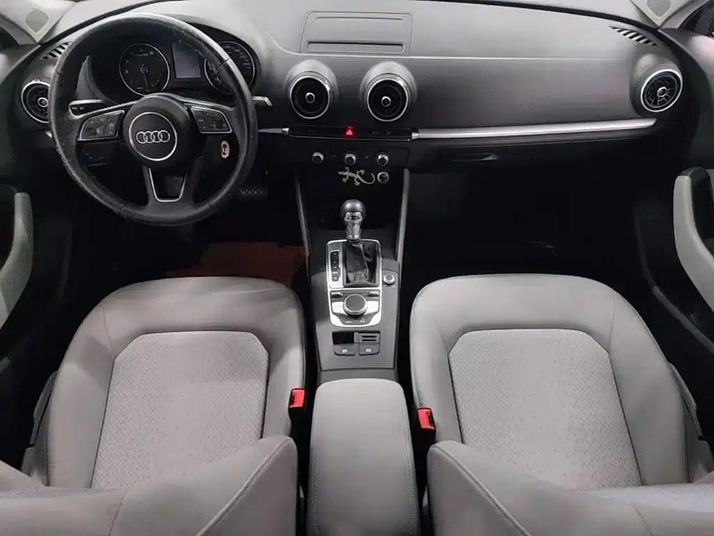 Audi A3 2018 30th Anniversary Edition Sportback 35 TFSI Progressive — миниатюра 10