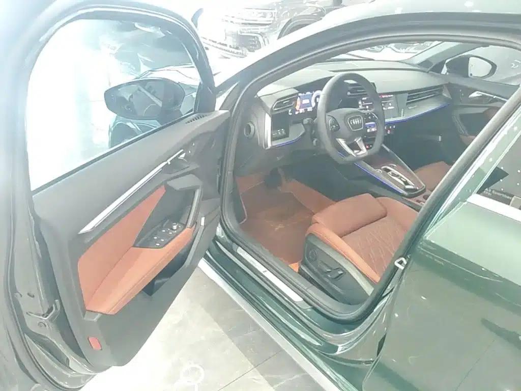 Audi A3 2026 Sportback 35TFSI Flying Spur Luxury Edition — миниатюра 16