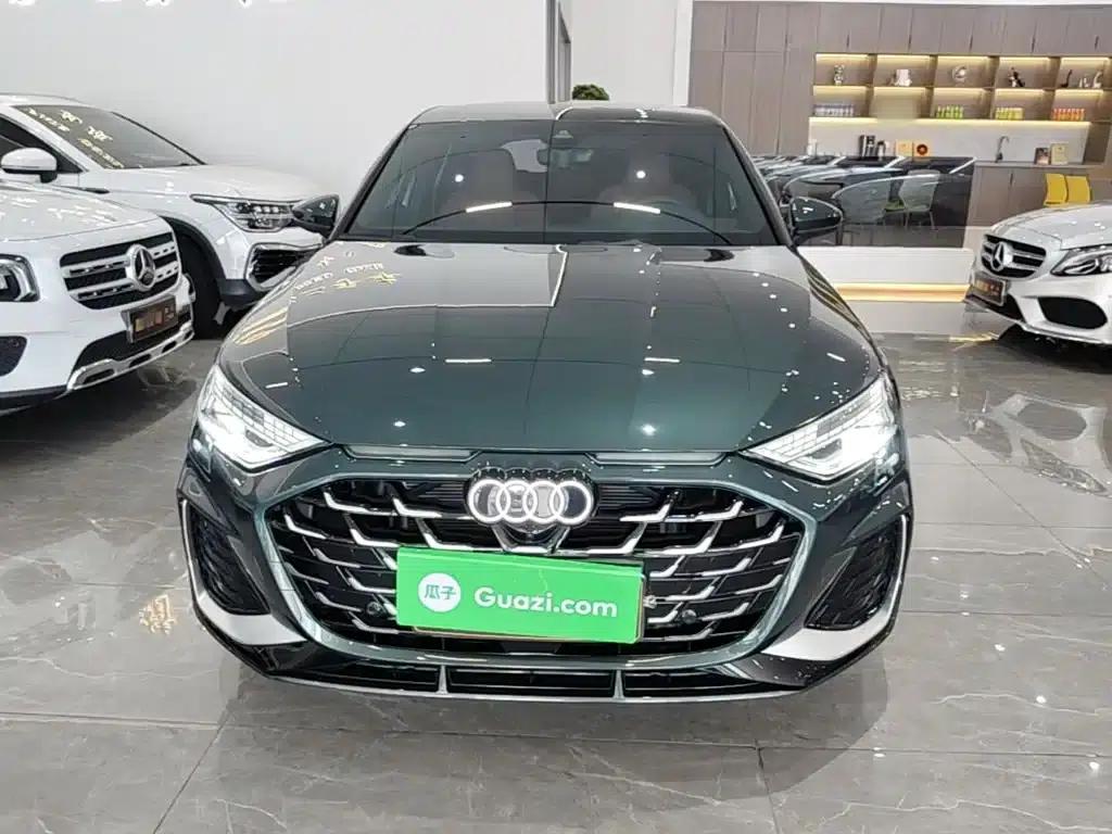 Audi A3 2026 Sportback 35TFSI Flying Spur Luxury Edition — миниатюра 3