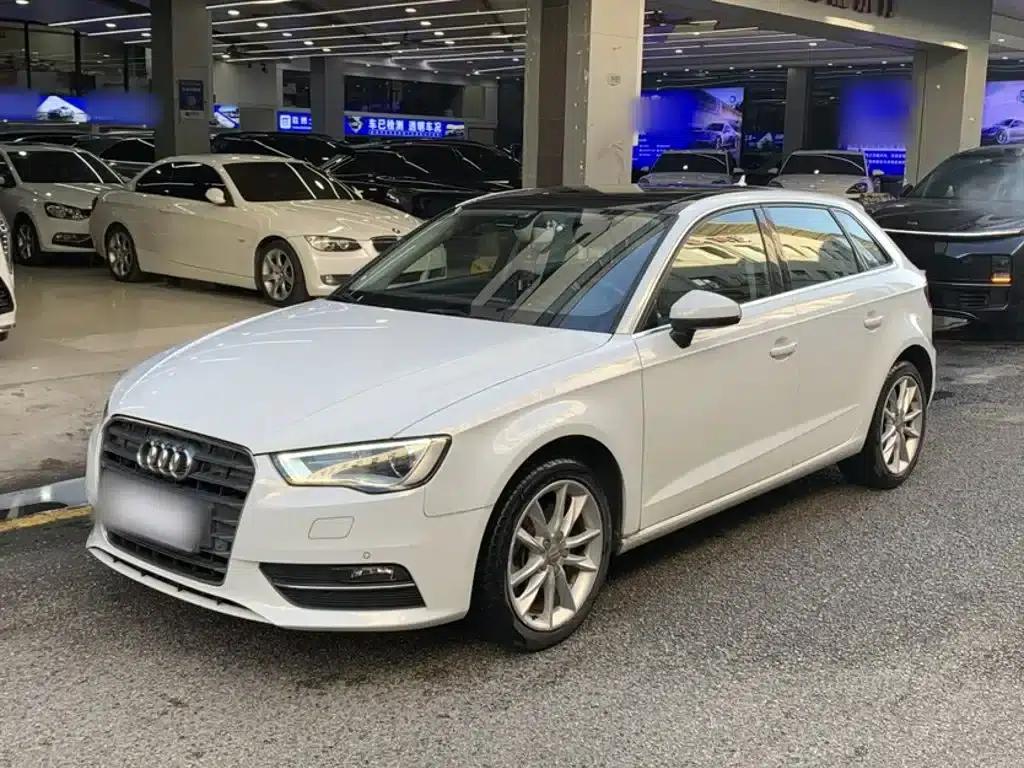 Audi A3 2015 Sportback 40 TFSI Automatic Comfort — миниатюра 3