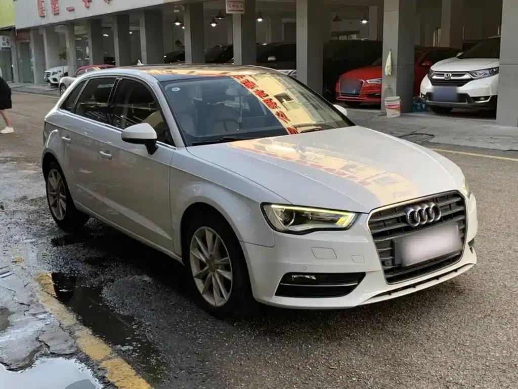Audi A3 2015 Sportback 40 TFSI Automatic Comfort — миниатюра 7