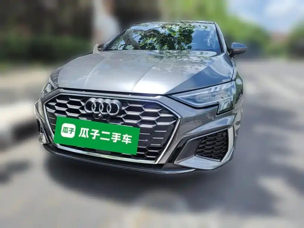 Audi A3 2023 Facelift Sportback 35 TFSI Fashion Sporty Model — миниатюра 24