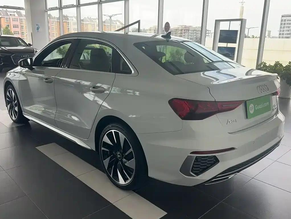 2024 Audi A3 A3L Limousine 35 TFSI Fashion Sport — миниатюра 12