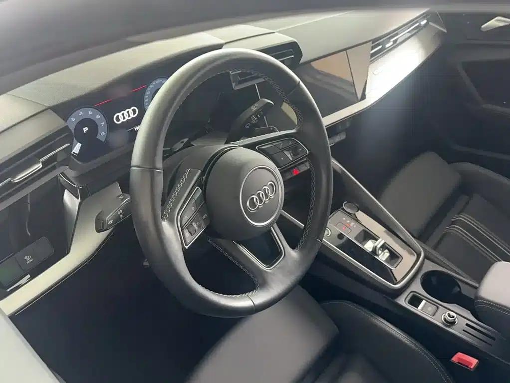 2024 Audi A3 A3L Limousine 35 TFSI Fashion Sport — миниатюра 4
