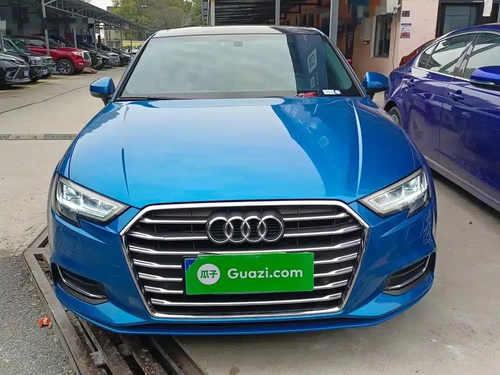 Audi A3 2018 30th Anniversary Edition Limousine 35 TFSI Fashion Model — миниатюра 3