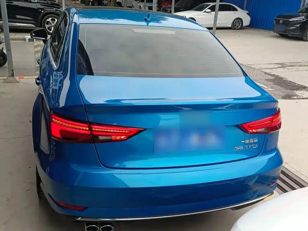 Audi A3 2018 30th Anniversary Edition Limousine 35 TFSI Fashion Model — миниатюра 4