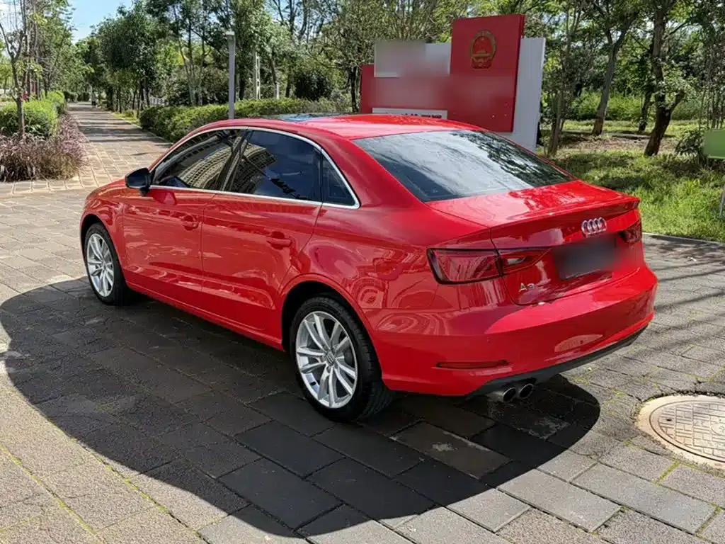 Audi A3 2015 Limousine 35 TFSI Millionth Anniversary Comfort Edition — миниатюра 14