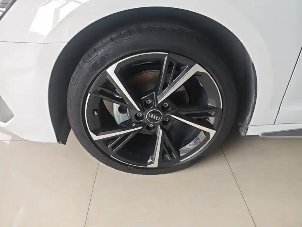 Audi A3 2022 Sportback 35 TFSI Fashion Sport — миниатюра 23