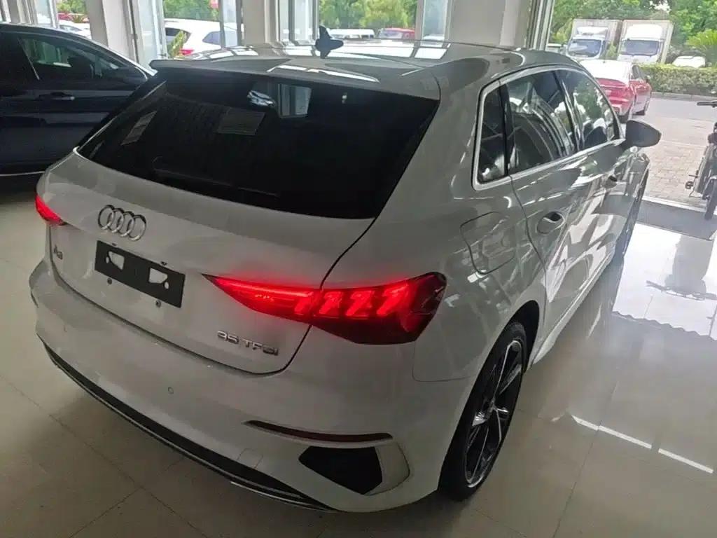 Audi A3 2022 Sportback 35 TFSI Fashion Sport — миниатюра 7