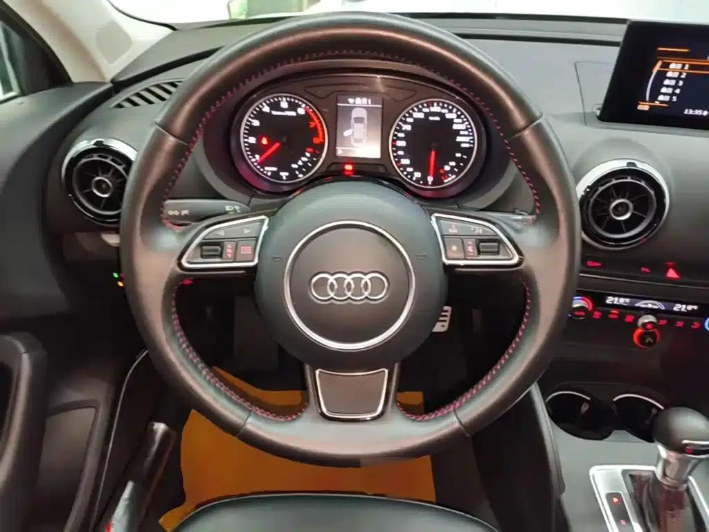 Audi A3 2016 Limousine 35 TFSI Progressive — миниатюра 11