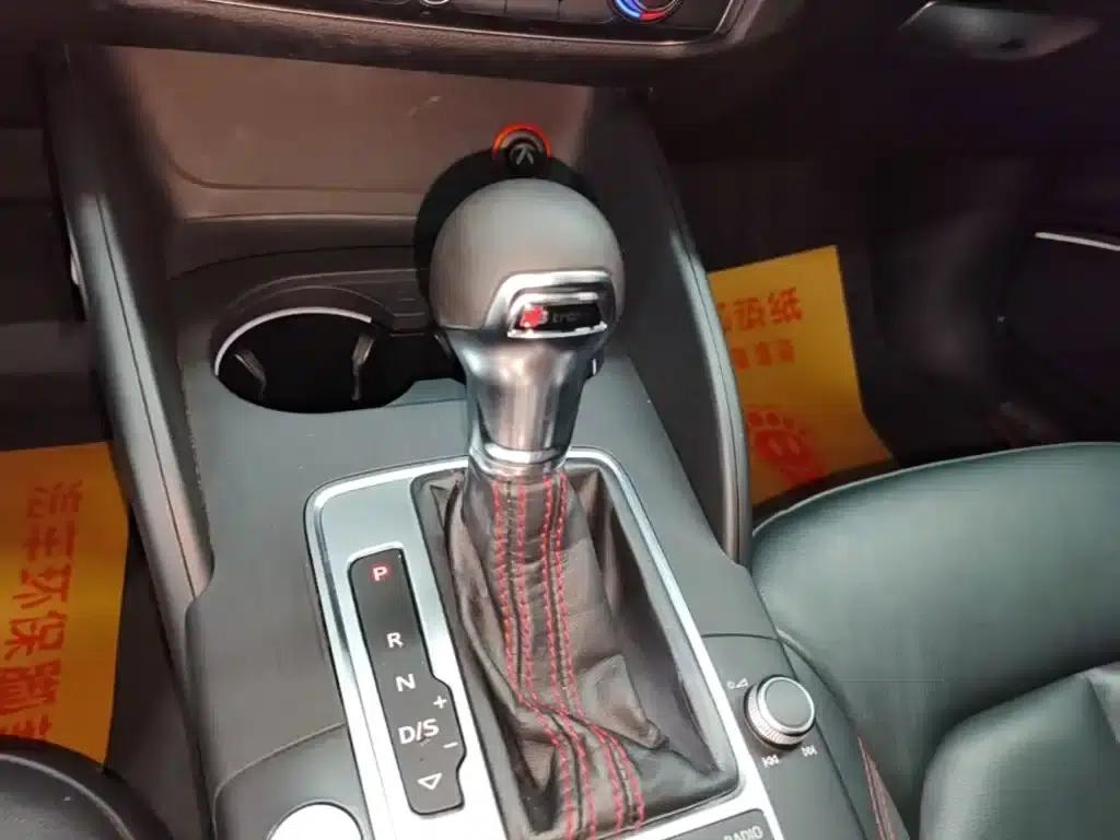 Audi A3 2016 Limousine 35 TFSI Progressive — миниатюра 14
