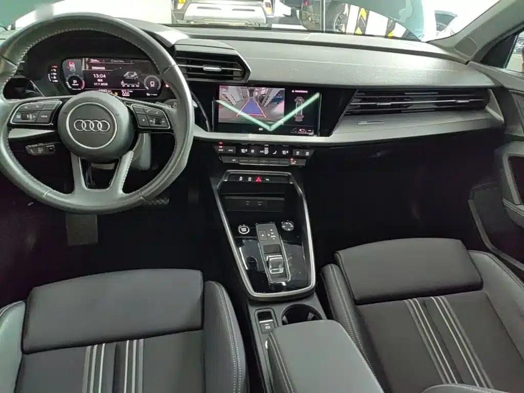 Audi A3 2021 Sportback 35 TFSI Fashion Sport — миниатюра 10