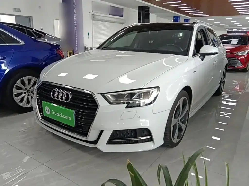Audi A3 2019 Sportback 35 TFSI Sport (China VI Emission Standard) — миниатюра 2