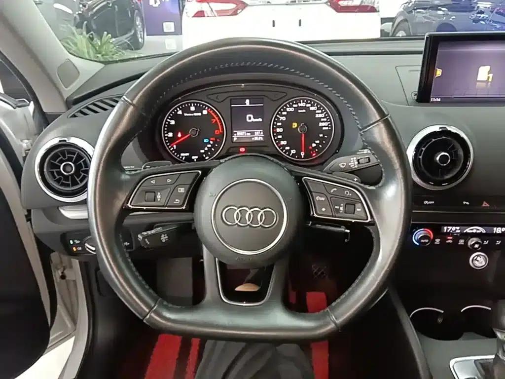 Audi A3 2019 Sportback 35 TFSI Sport (China VI Emission Standard) — миниатюра 11