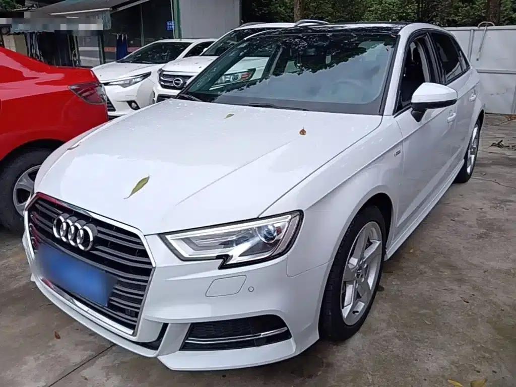 Audi A3 2018 30th Anniversary Edition Sportback 35 TFSI Fashion Model — миниатюра 1