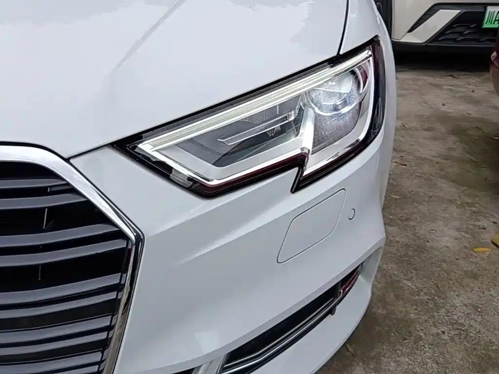 Audi A3 2018 30th Anniversary Edition Sportback 35 TFSI Fashion Model — миниатюра 24