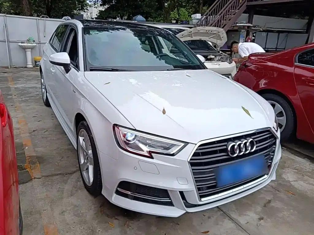 Audi A3 2018 30th Anniversary Edition Sportback 35 TFSI Fashion Model — миниатюра 4