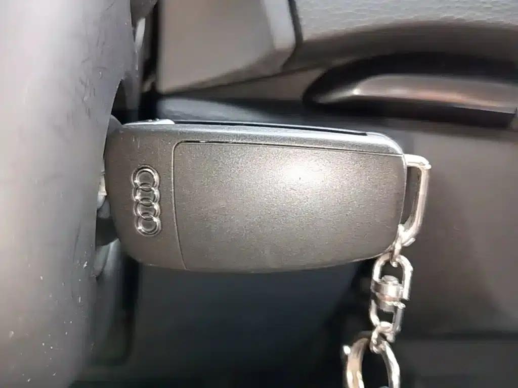 Audi A3 2018 30th Anniversary Edition Sportback 35 TFSI Fashion Model — миниатюра 9