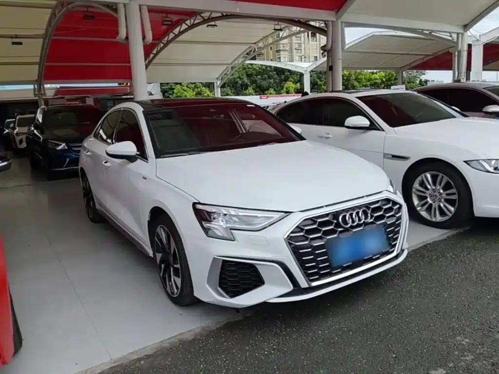 2024 Audi A3 A3L Limousine 35 TFSI Fashion Sport — миниатюра 4