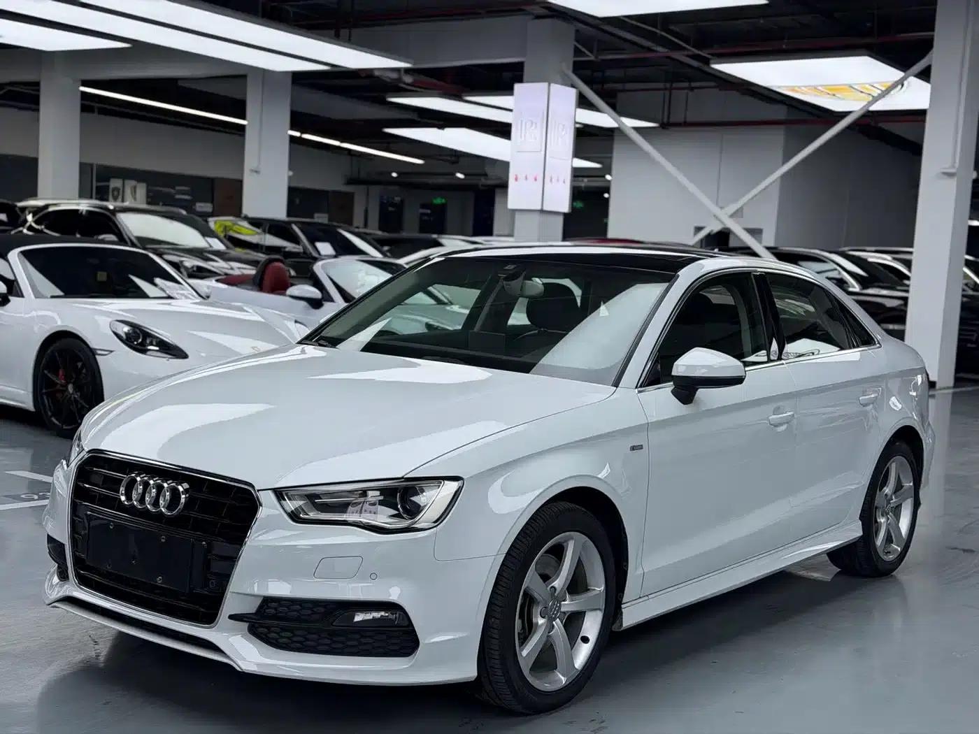 Audi A3 (Imported) 2015 Limousine 45 TFSI S line Luxury — миниатюра 2