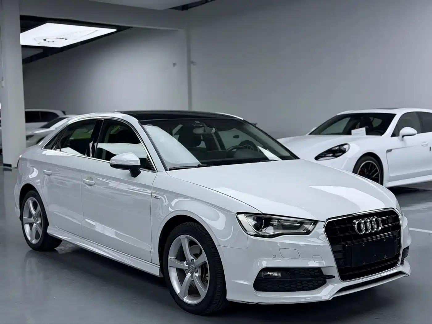 Audi A3 (Imported) 2015 Limousine 45 TFSI S line Luxury — миниатюра 3