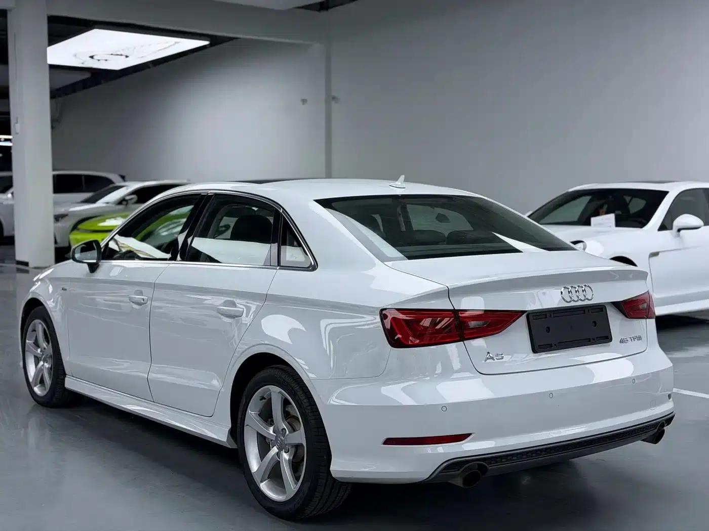 Audi A3 (Imported) 2015 Limousine 45 TFSI S line Luxury — миниатюра 9