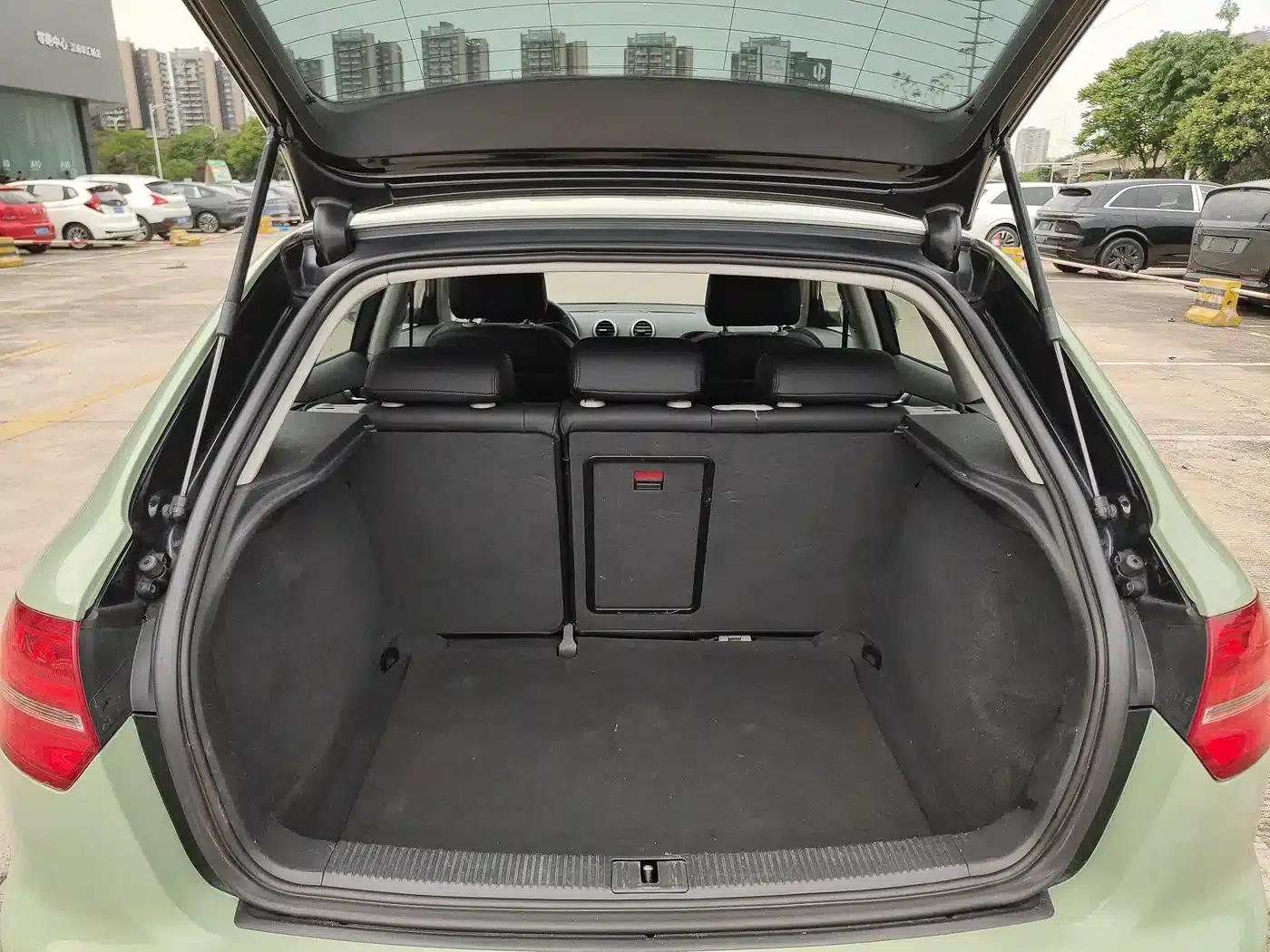 2010 Audi A3 Sportback 1.8T Luxury (Imported) — миниатюра 12