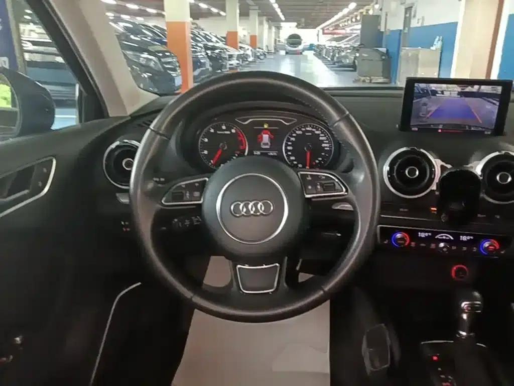 2014 Audi A3 (Imported) Sportback 40 TFSI S line Luxury — миниатюра 11