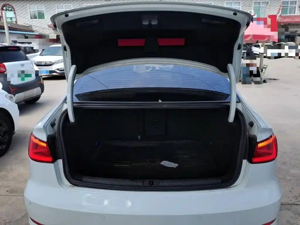 2014 Audi A3 Imported Limousine 40 TFSI S line Luxury — миниатюра 19