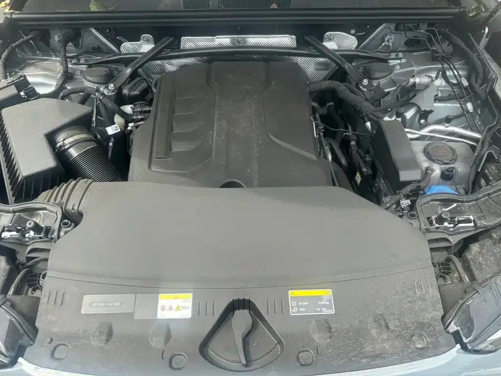 Audi Q5L 2026 2.0T Exclusive Edition for Million Users — миниатюра 9