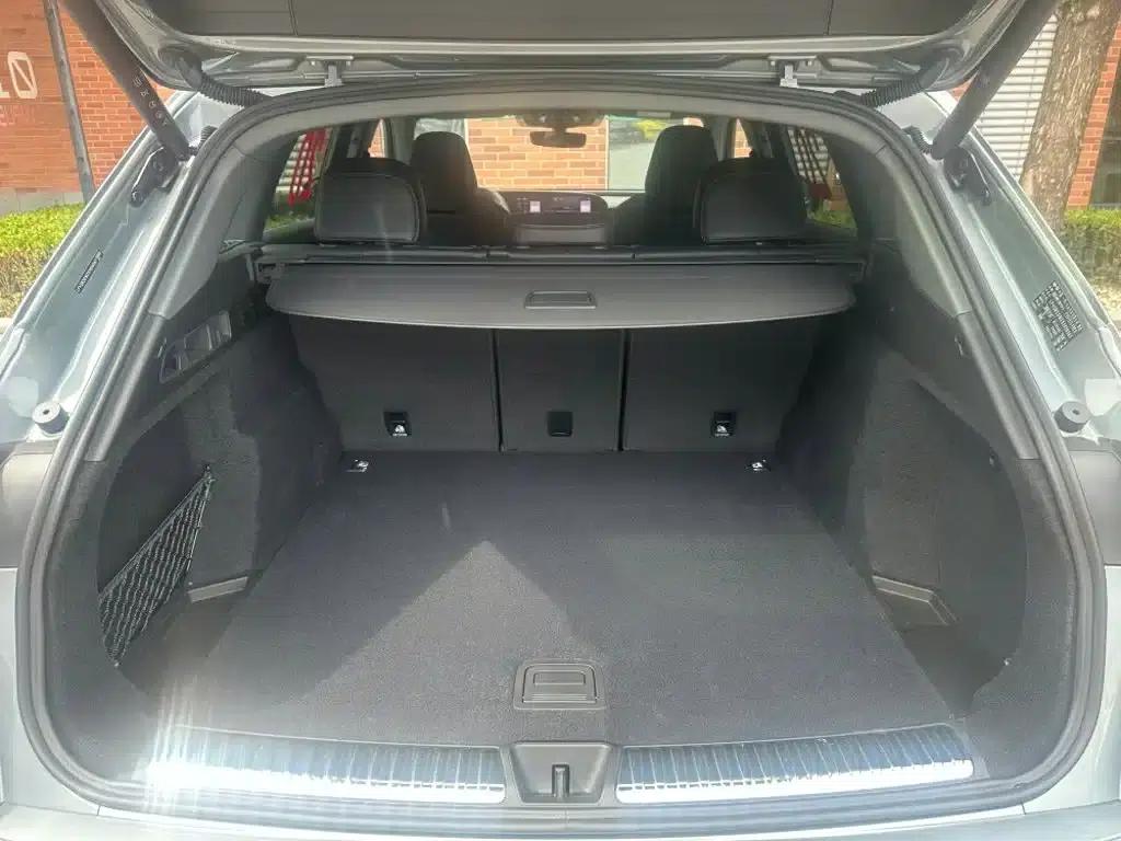 Audi Q5L 2026 2.0T Exclusive Edition for Million Users — миниатюра 10
