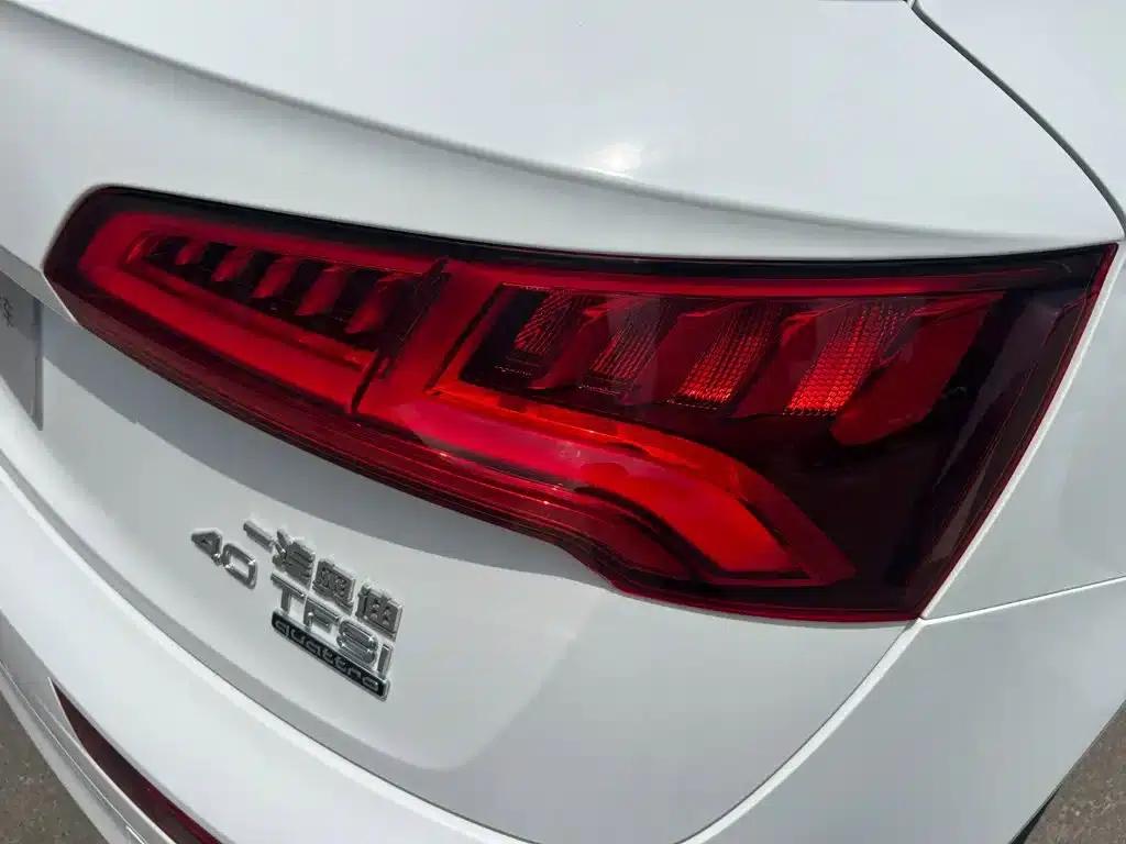 Audi Q5L 2020 40 TFSI Luxury Fashion Edition — миниатюра 13
