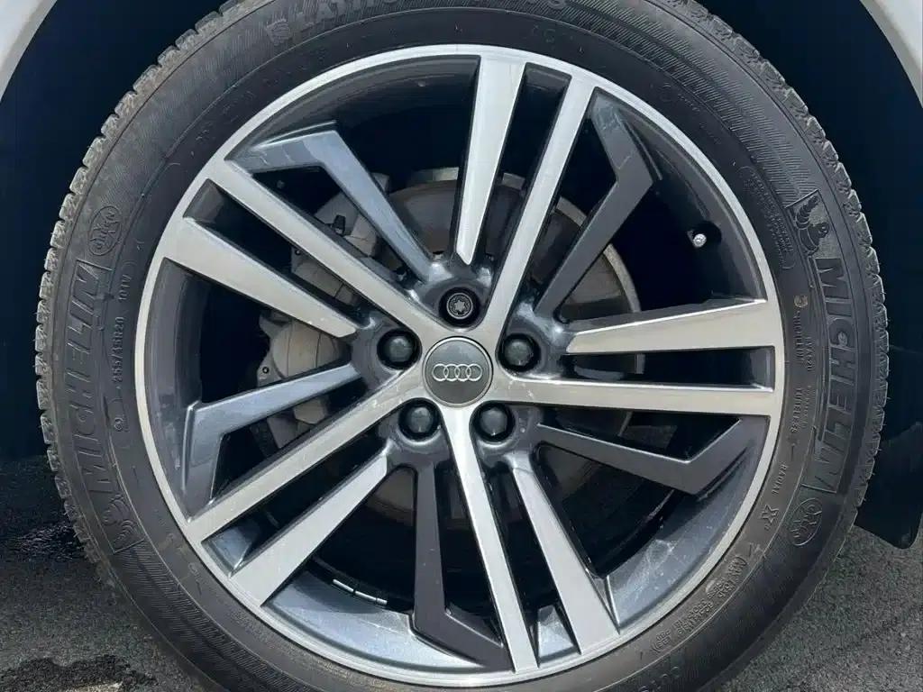 Audi Q5L 2020 40 TFSI Luxury Fashion Edition — миниатюра 10