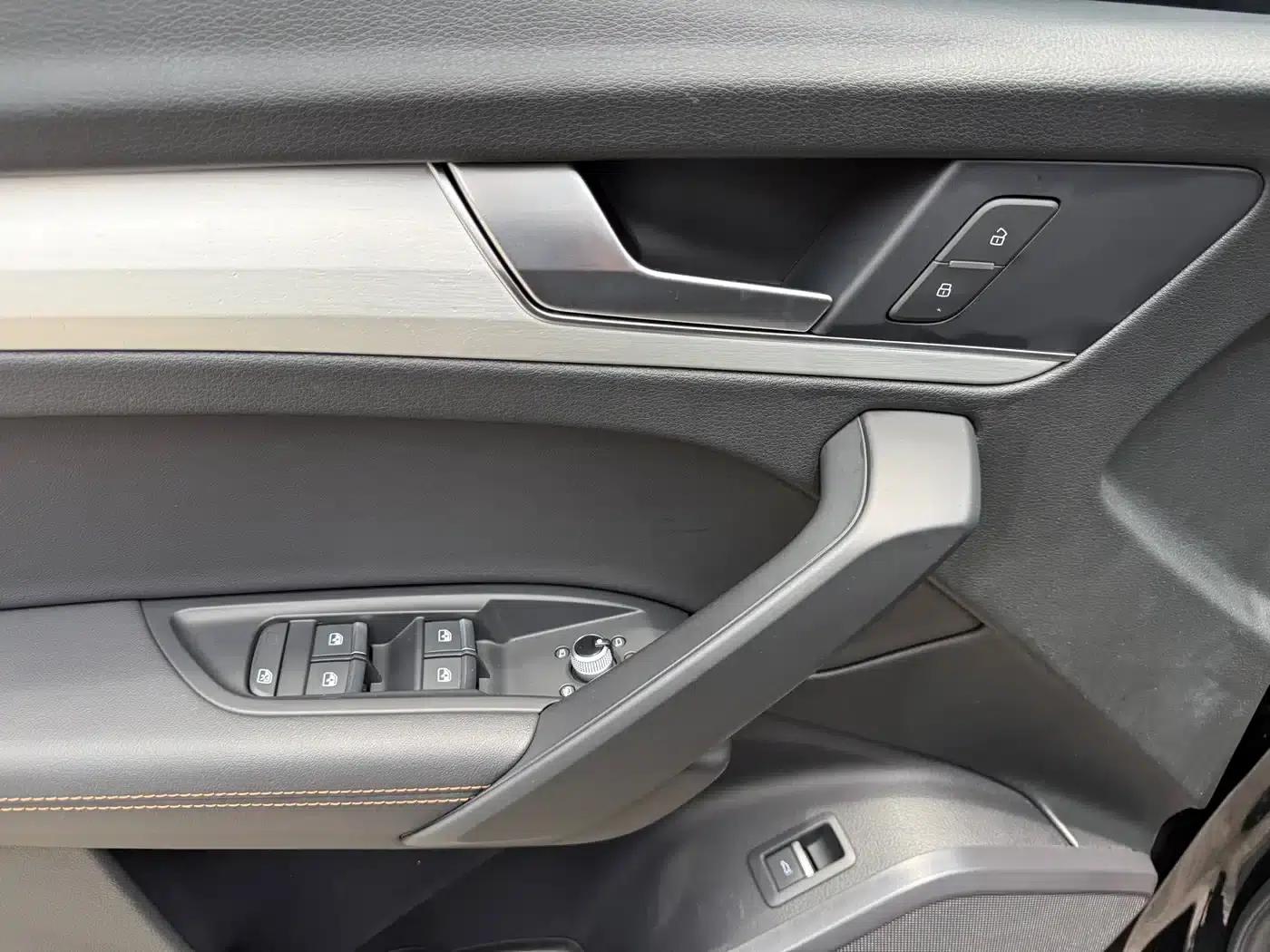 Audi Q5L 2018 40 TFSI Luxury Fashion Edition (China VI Emission Standard) — миниатюра 18