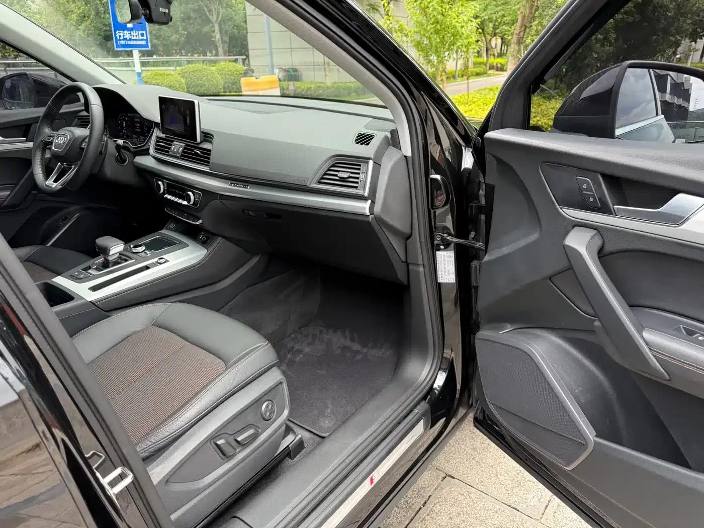 Audi Q5L 2018 40 TFSI Luxury Fashion Edition (China VI Emission Standard) — миниатюра 44
