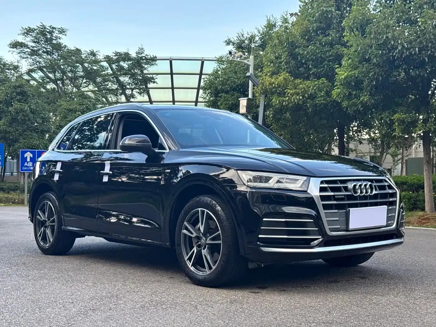 Audi Q5L 2020 40 TFSI Luxury Fashion Edition — миниатюра 3