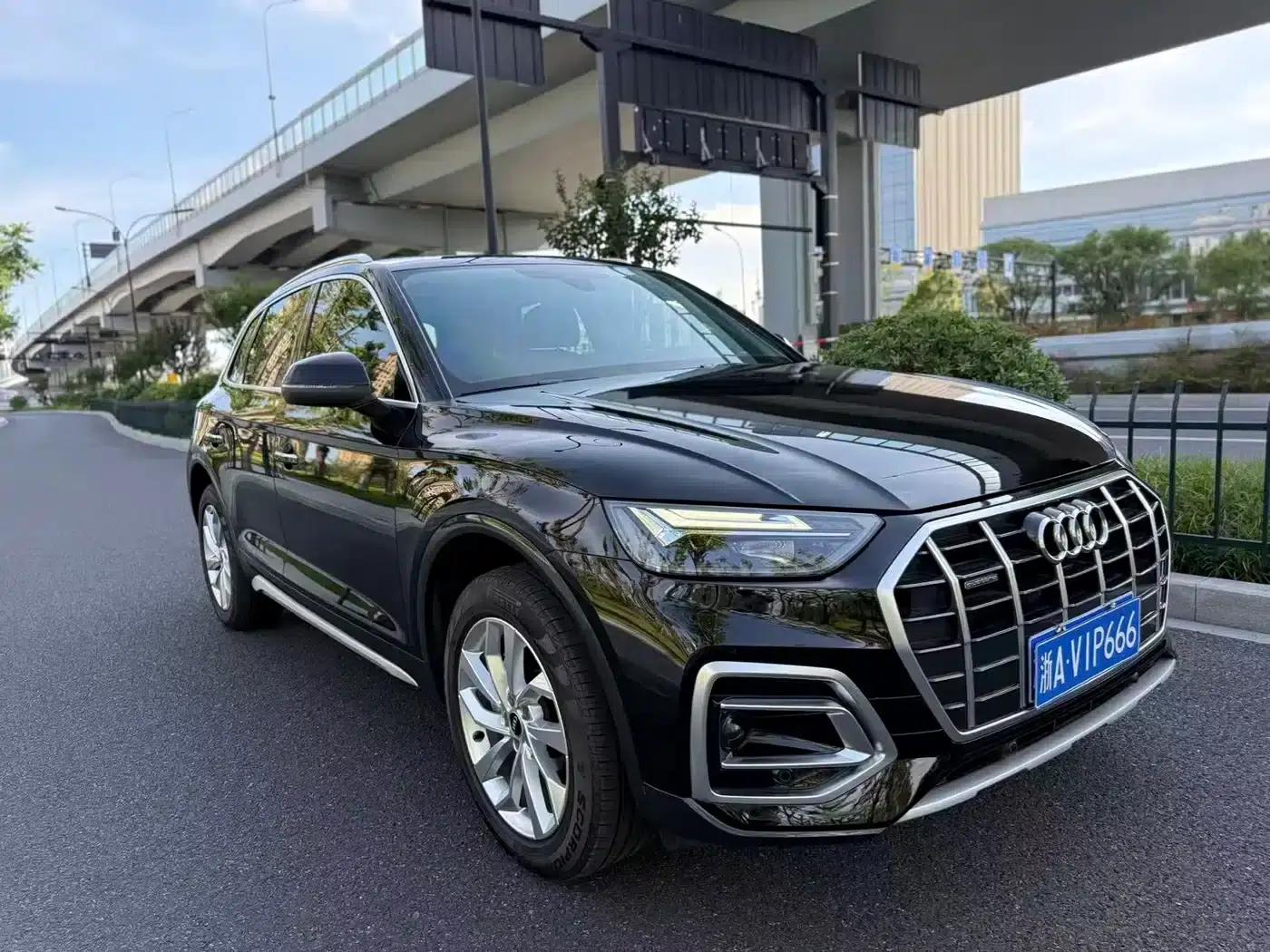 Audi Q5L 2024 40 TFSI Luxury Elegance — миниатюра 3