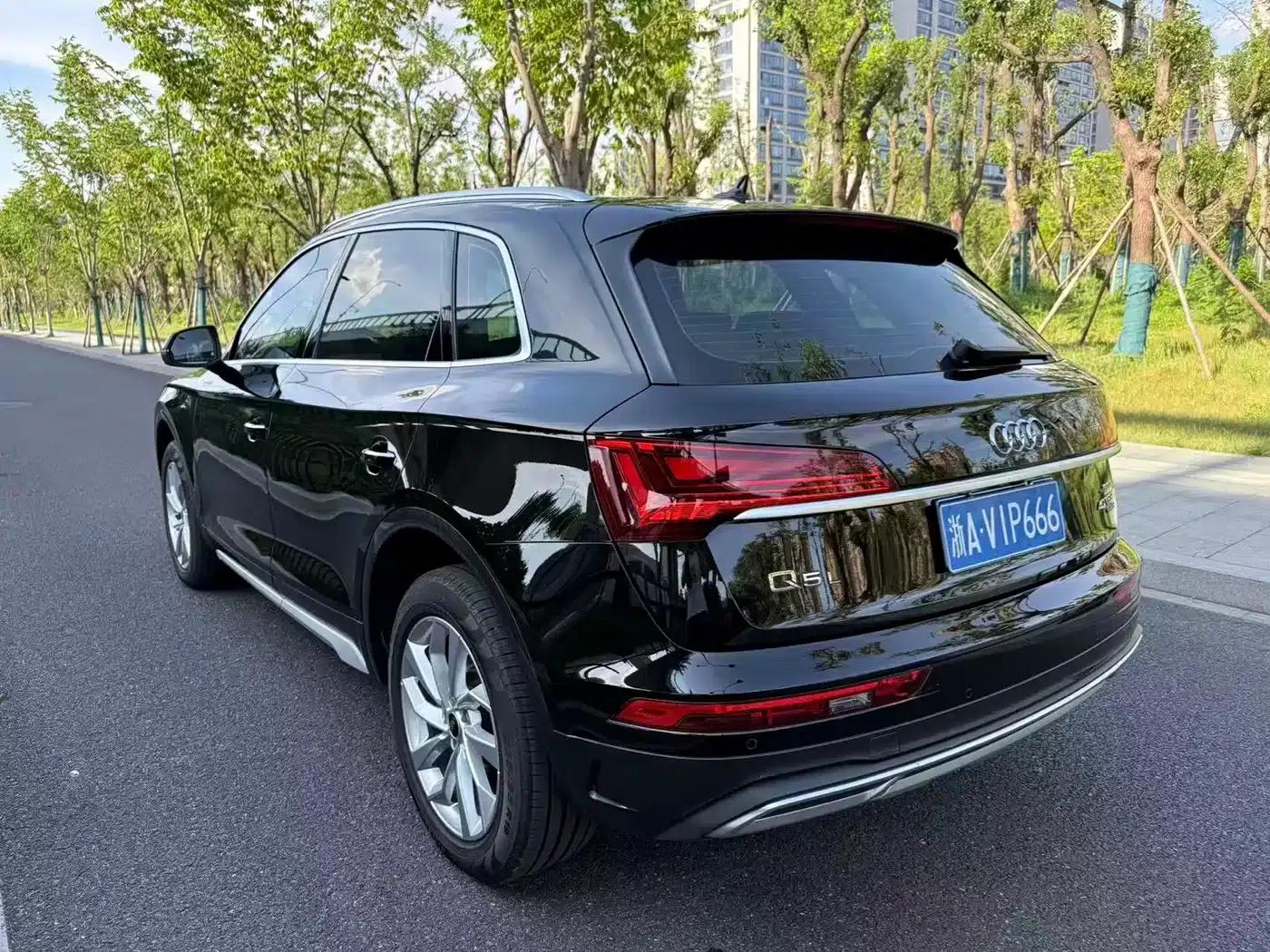 Audi Q5L 2024 40 TFSI Luxury Elegance — миниатюра 4