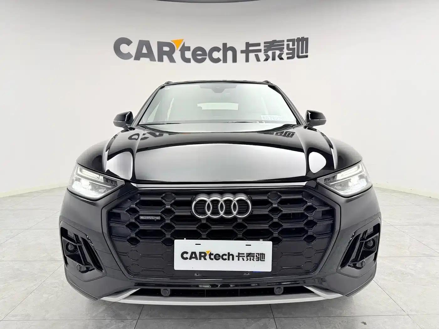Audi Q5L 2025 40 TFSI Luxury Dynamic — миниатюра 2