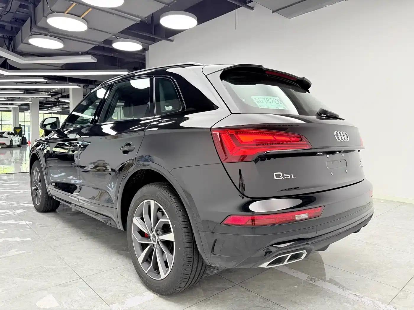 Audi Q5L 2025 40 TFSI Luxury Dynamic — миниатюра 4