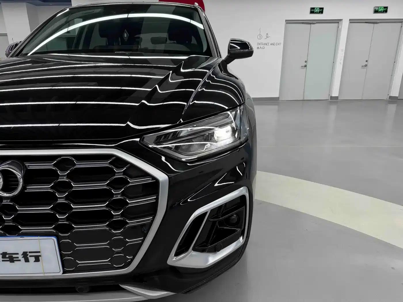 Audi Q5L 2024 40 TFSI Fashion Dynamic Edition — миниатюра 2