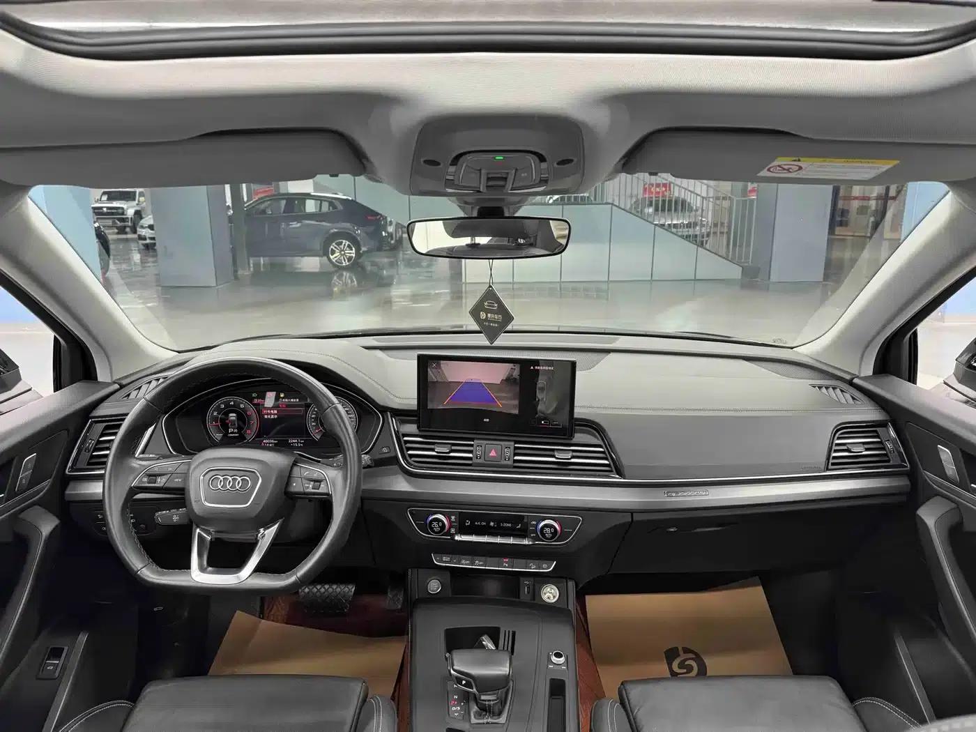 Audi Q5L 2024 40 TFSI Fashion Dynamic Edition — миниатюра 24